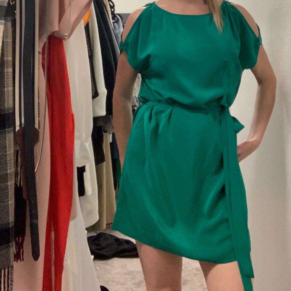 Joie emerald green 100% silk dress